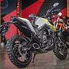 Мотоцикл ZONTES ZT200-U1 (4T ZT163ML EFI) 17/17 ПТС (серебряный/желтый)