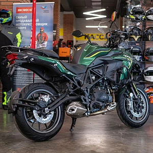 Мотоцикл Benelli TRK 502 (темно-зеленый глянцевый) 2026г.